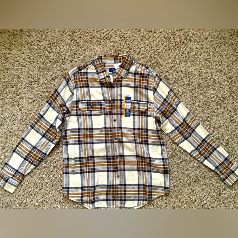 🎉 Final Spring Break Sale!! 😀 🎉 Men’s Flannel Shirt